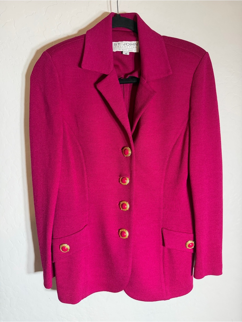 St. John Collection Magenta Pink Knit Blazer w/ Gold Buttons Size 4